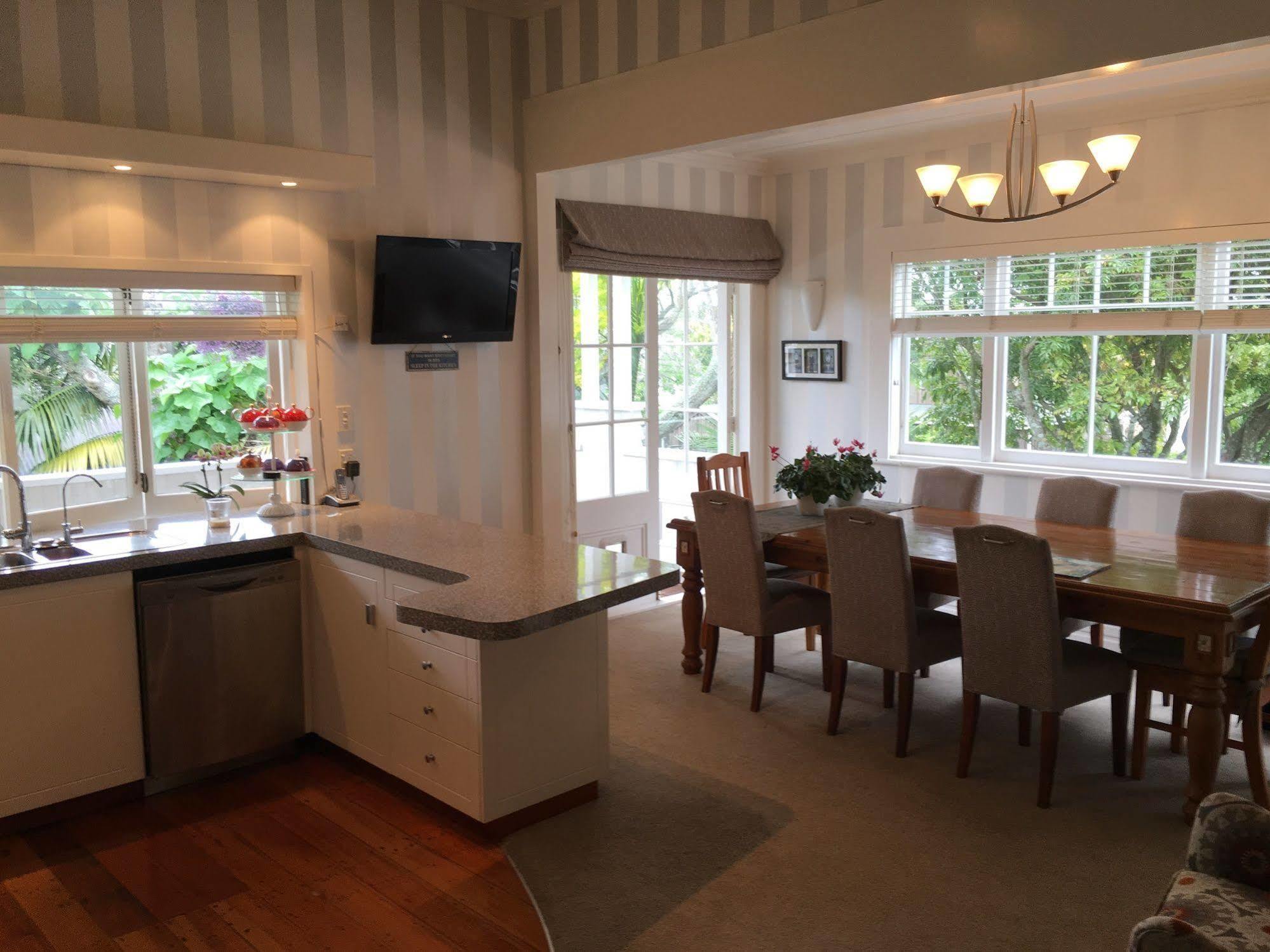 Eden Park Bed And Breakfast Inn Auckland Exterior foto